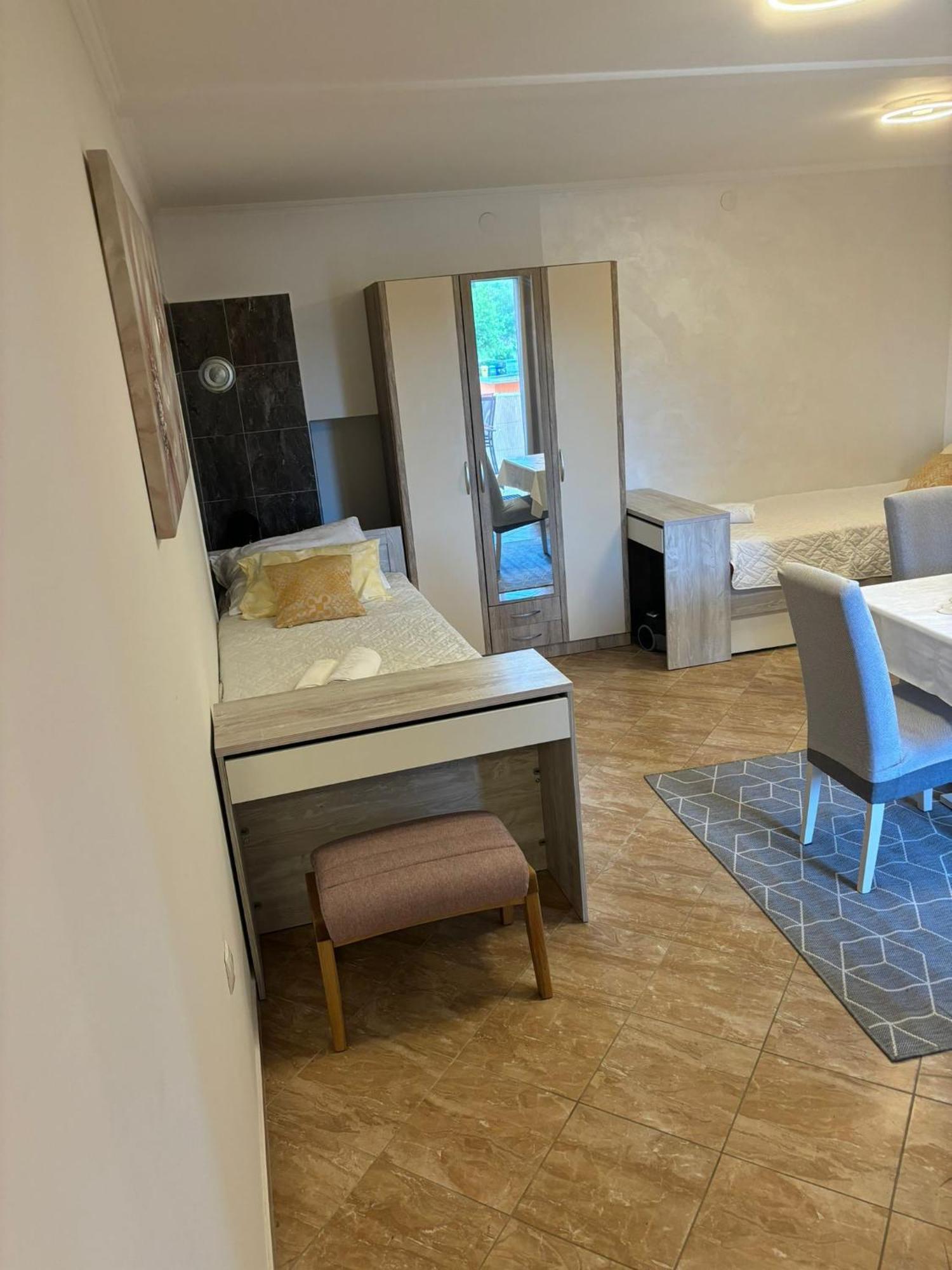 Apartment & Studio Vrdoljak Sveti Anton  Eksteriør billede