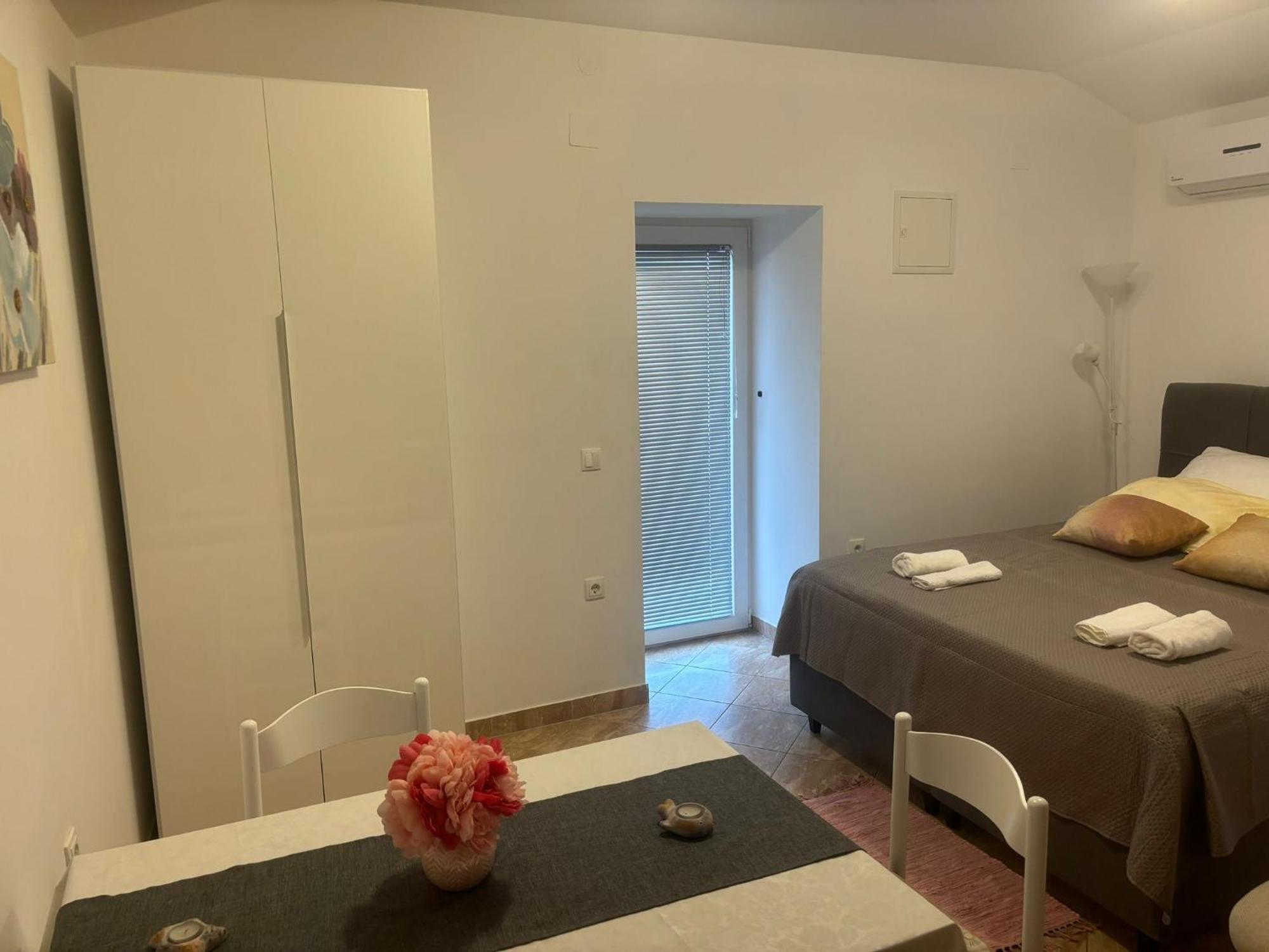 Apartment & Studio Vrdoljak Sveti Anton  Eksteriør billede